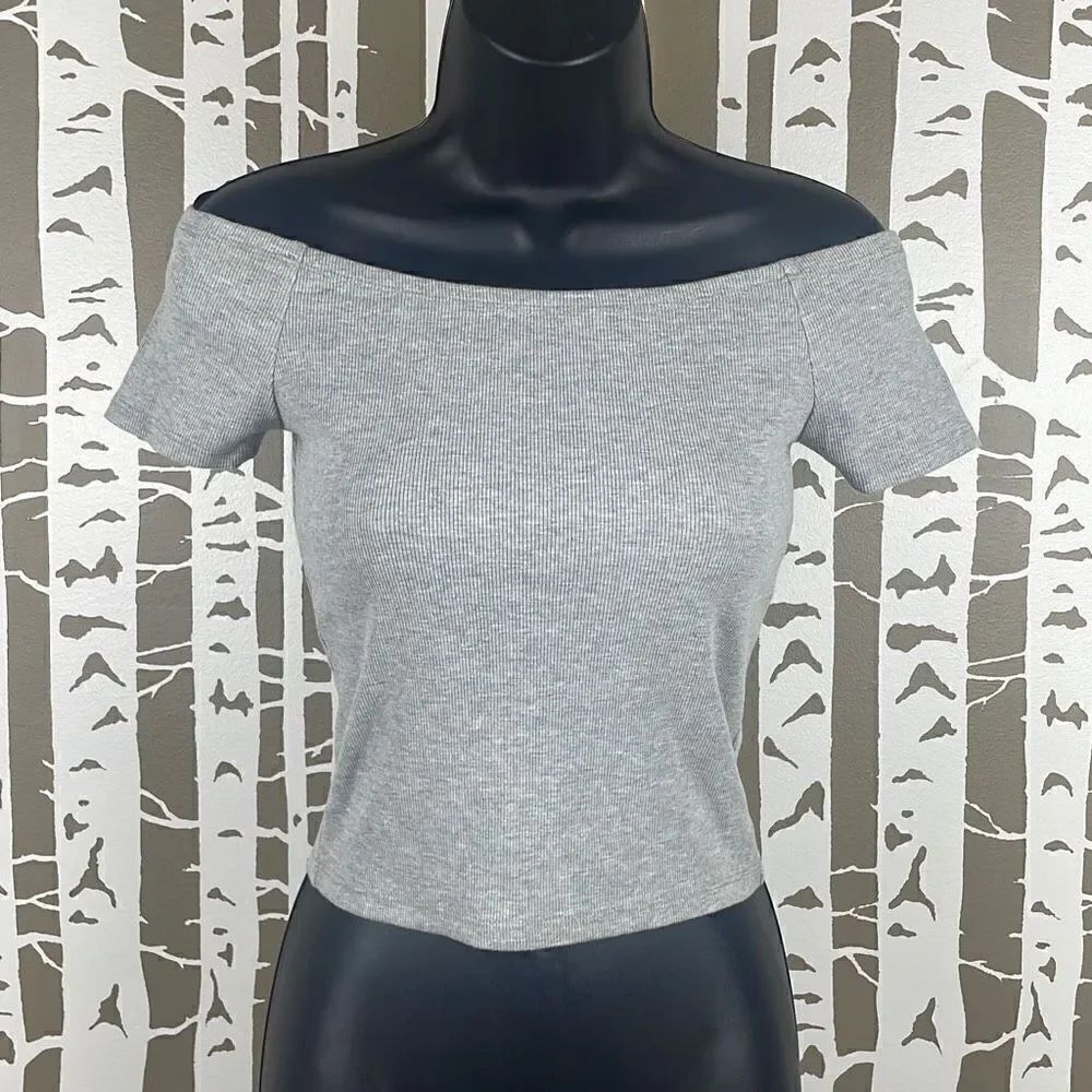 Off Shoulder Ribbed Cropped Top S Gray